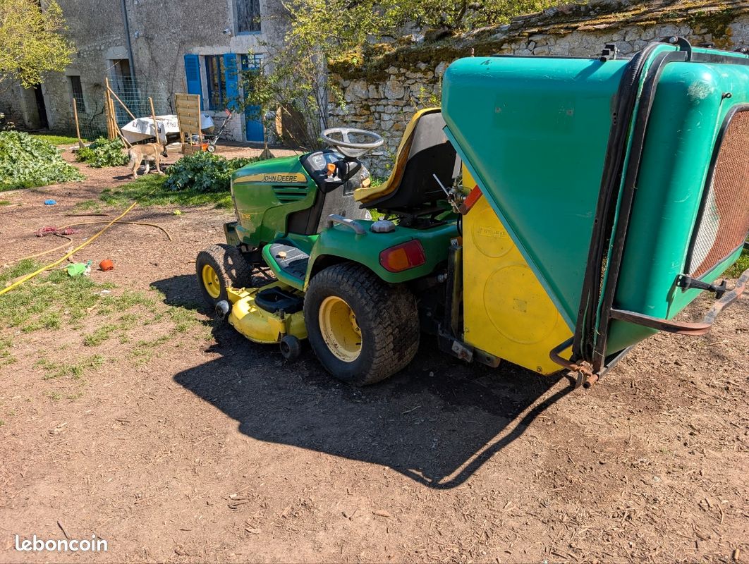 Tracteur John Deere x740 (image 3)