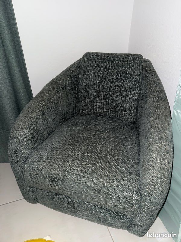 Fauteuil bleu chiné (image 1)