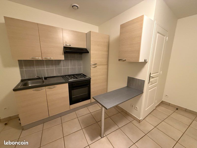 Appartement 1 pièce 22 m² · à Royat · 22 m² · 350 €