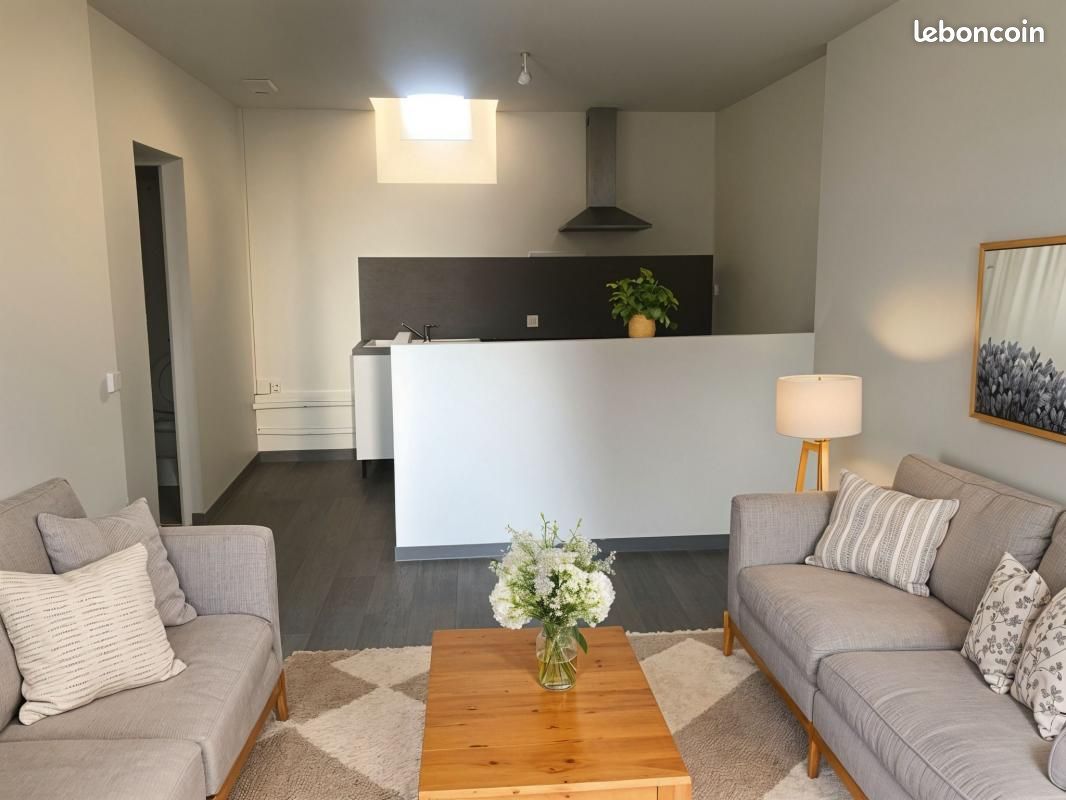 Appartement 2 pièces 40 m² · à Nîmes · 40 m² · 525 €