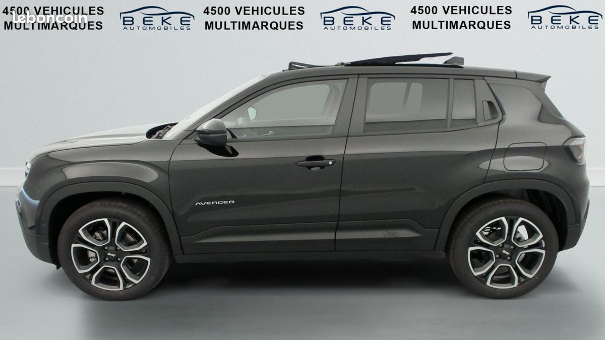 Jeep Avenger 1.2 Turbo T3 110 ch e-Hybrid BVR6 Summit (image 4)