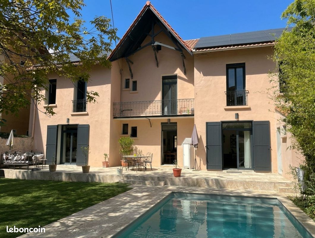 Maison 6 pièces 130 m² · à Digne-les-Bains · 130 m² · 498 000 €