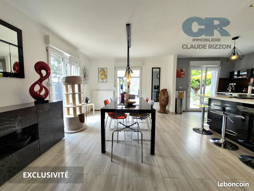 Maison 5 pièces 120 m² · à Jury · 120 m² · 392 500 €