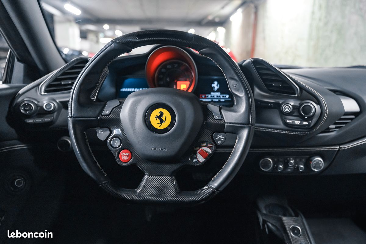 Ferrari 488 GTB V8 3.9 670 - Kit esthétique Novitec, très bien optionnée - A partir de 1.610e / Mois - Sort de révision Pozzi (image 13)