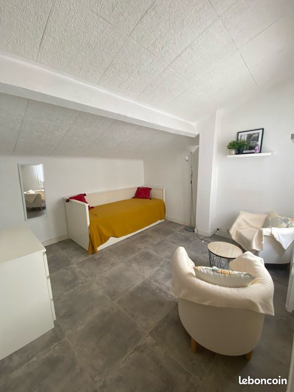 Appartement 1 pièce 27 m² · à Toulon · 27 m² · 450 €/mois