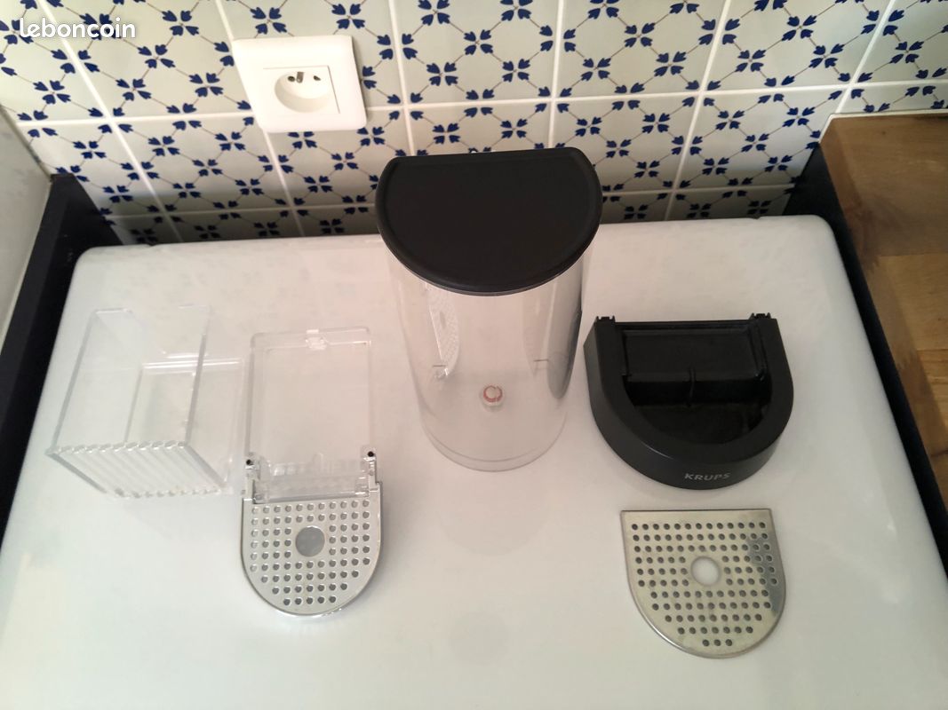Cafetière Nespresso (image 2)
