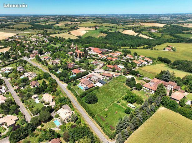 Terrain 885 m² MONTBRUN-LAURAGAIS