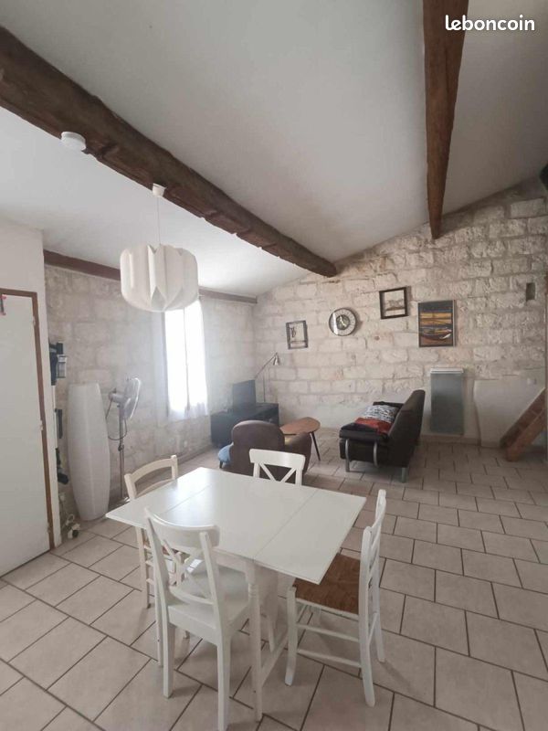Appartement 2 pièces 45 m² · à Aigues-Mortes · 45 m² · 700 €/mois