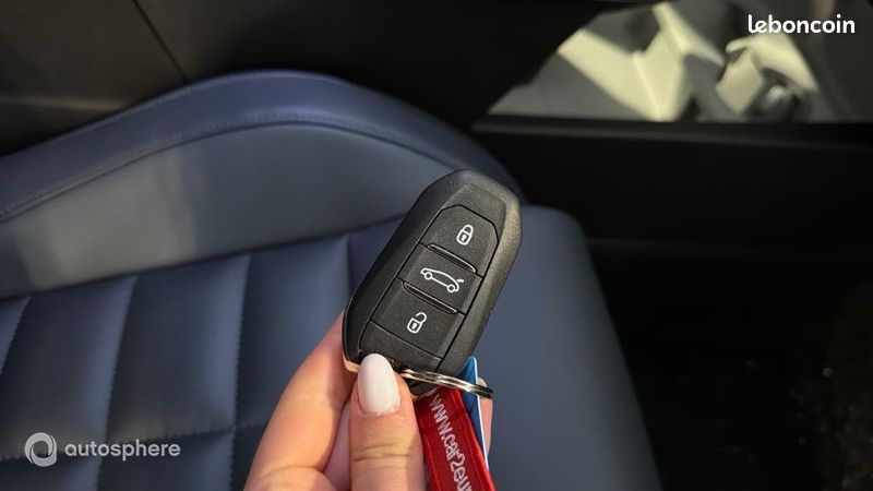 Citroen C5 Aircross 1.2 Hybride 145ch MAX boite automatique (image 16)