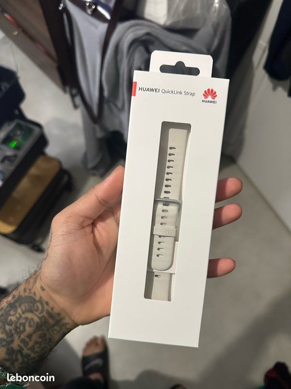 Bracelet Huawei fit 4 pro sous blister (image 1)