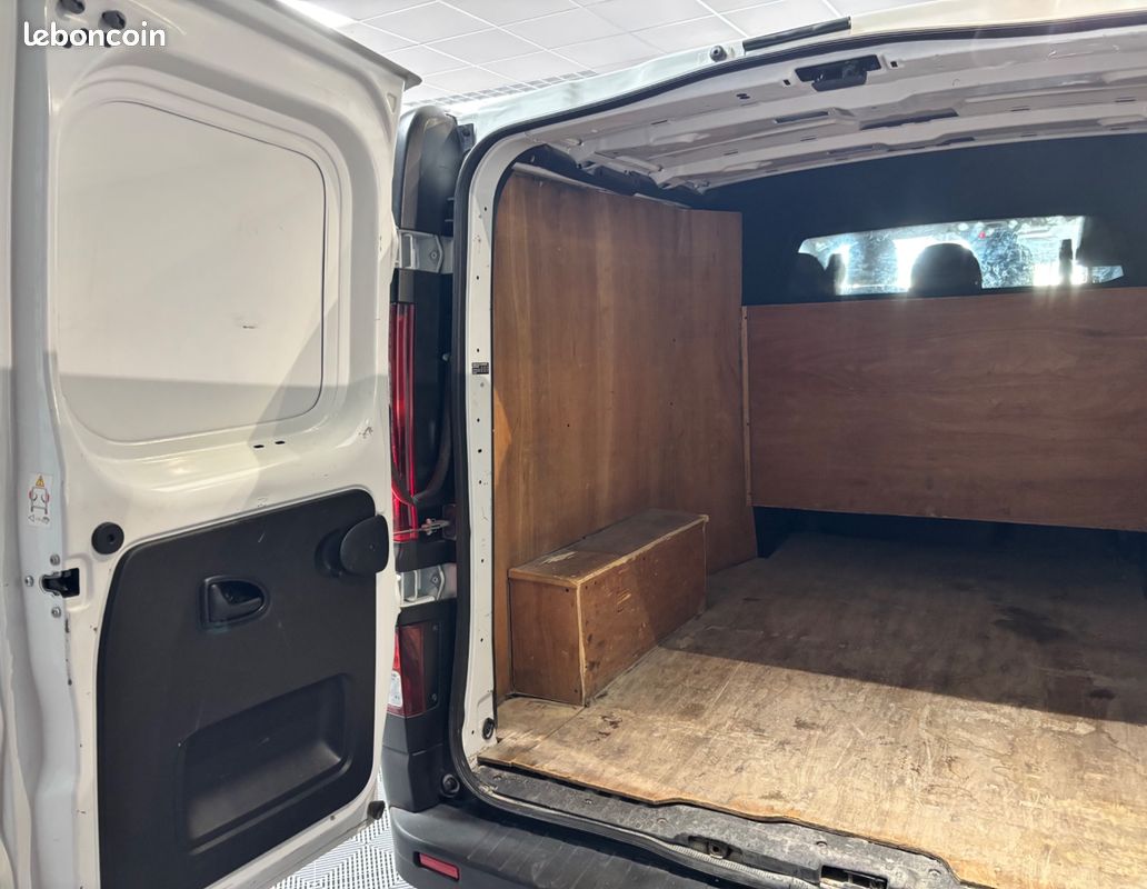 RENAULT TRAFIC CA L2H1 BLUE DCI 150 CONFORT 7.0CV 1ERE MAIn (image 20)