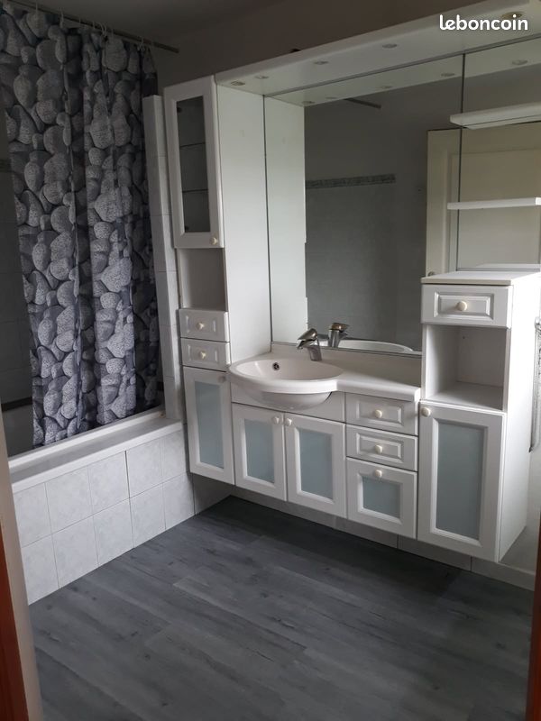 Appartement 3 pièces 80 m² · à Seloncourt · 80 m² · 750 €/mois