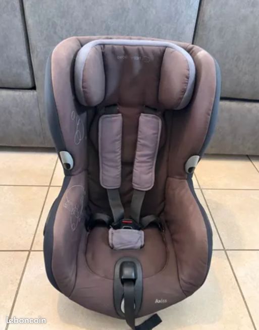 Siège auto Bébé Confort Axiss — Groupe 1 (9-18kg) (image 1)