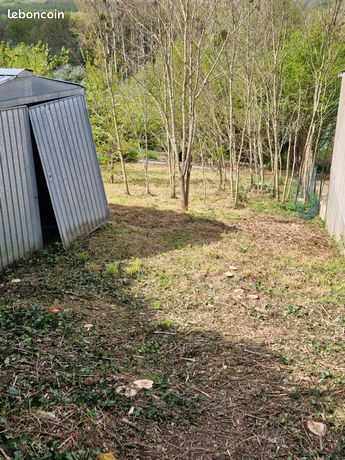 Terrain constructible de 475m² au calme, sans vis-à-vis et vue dégagé