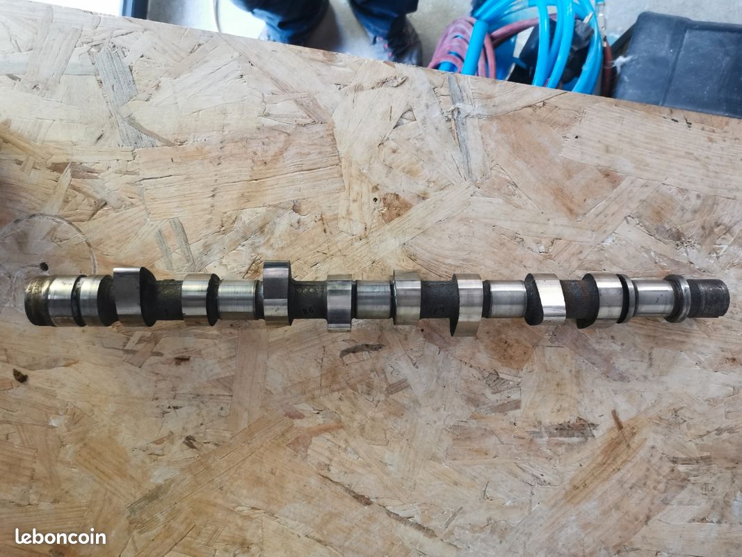 Pompe à Carburant Essence Neuve Pour Peugeot 205 GTi - Marque Kemso, Référence 10910, 12V, 5 Bars