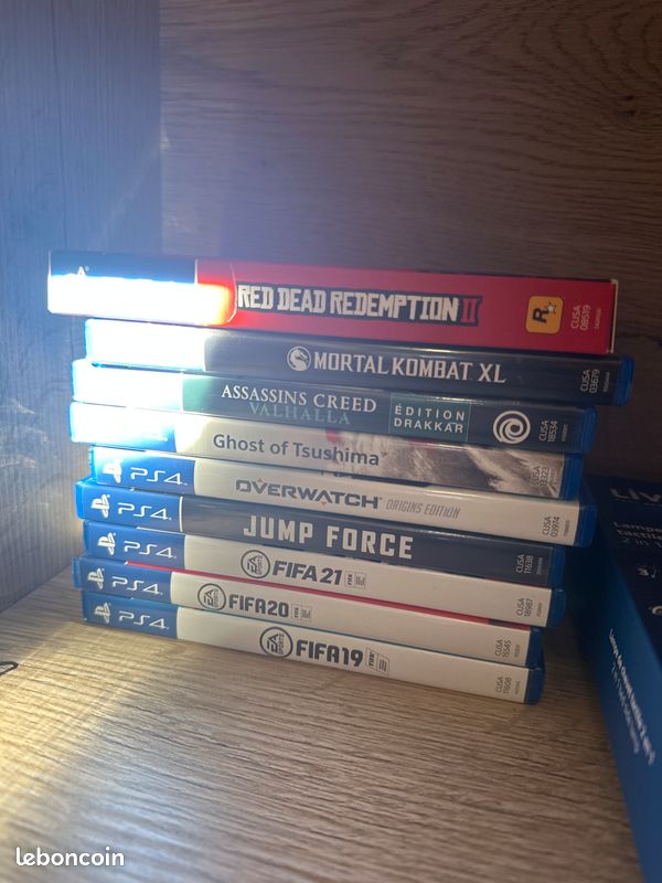 Playstation 4 (image 2)