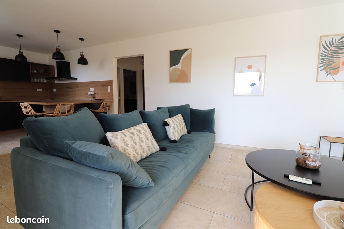 Appartement 2 pièces 58 m² · à Ajaccio · 58 m² · 870 €