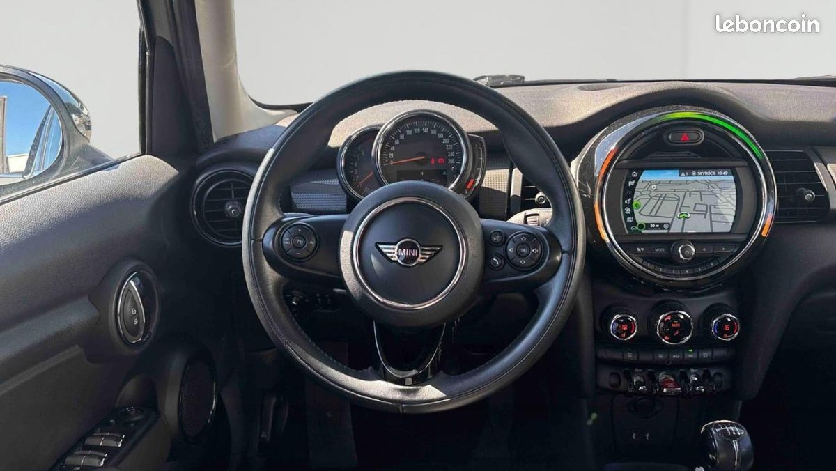 Mini F55 LCI Hatch 5 Portes Cooper 136 ch Edition Heddon Street (image 12)