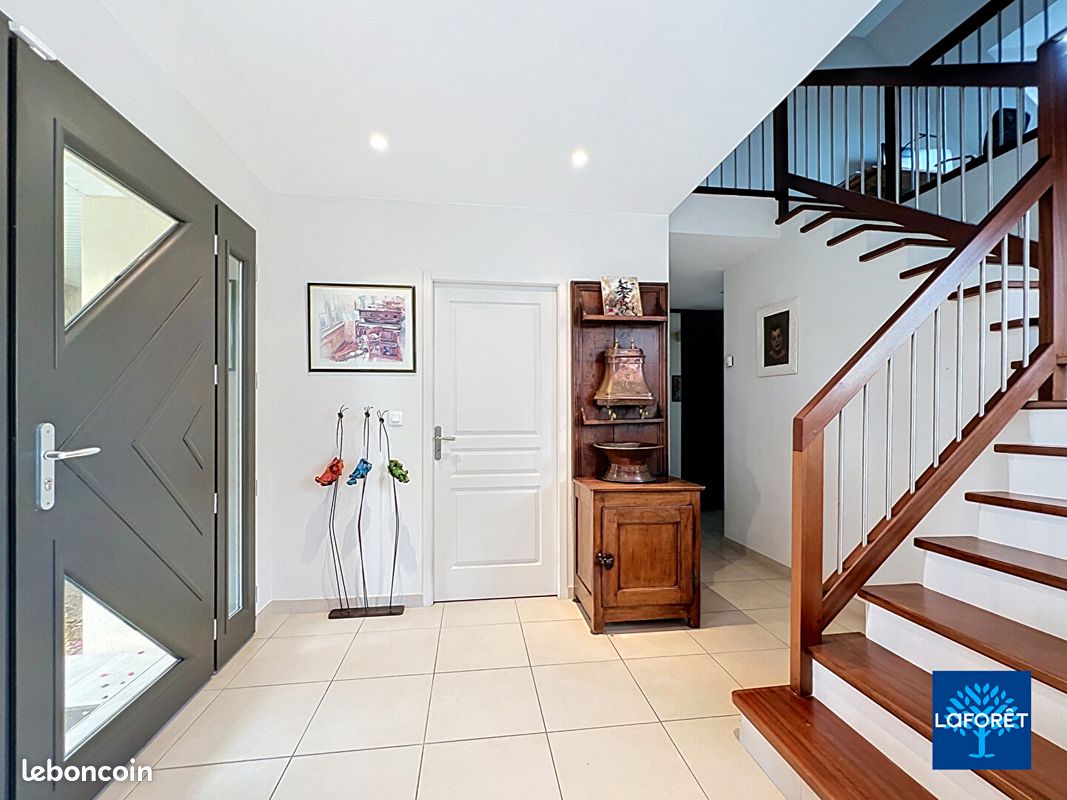 Maison 6 pièces 230 m² (image 7)