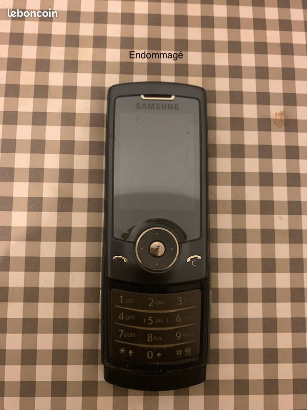 Lot de smartphone + chargeur iPhone 6 (image 4)