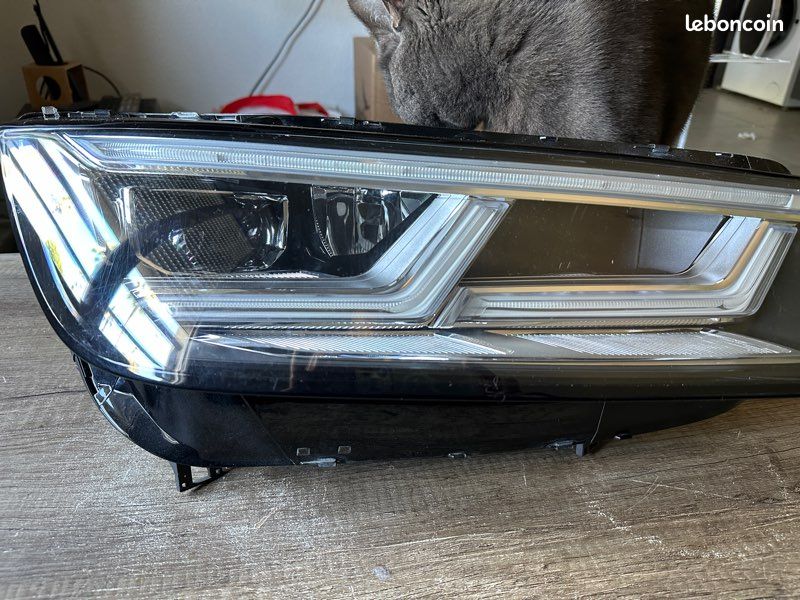 Support De Phare Pour Audi Q5 2008-2012 Côté Passager (droite) - Neuf, Référence Taros Trade 2-0334-R-76203