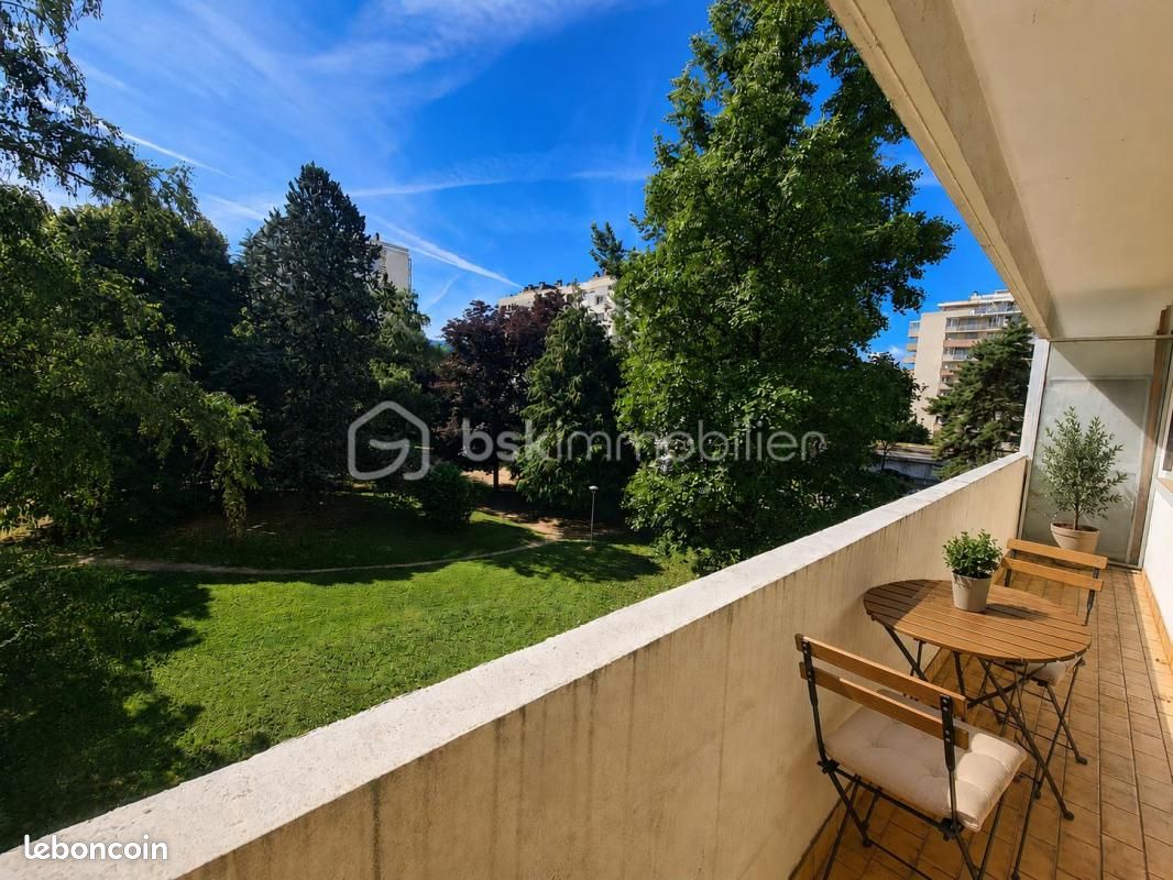 Appartement 3 pièces 58 m² · à Saint-Martin-d'Hères · 58 m² · 117 000 €