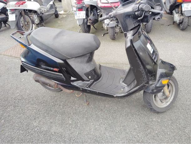 Scooter Peugeot SV 50 Motos