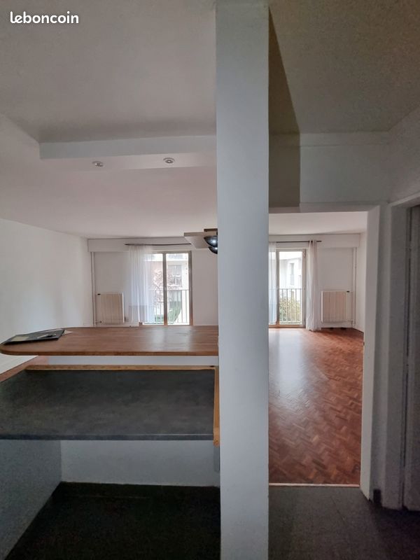 Appartement 2 pièces 45 m² · à Versailles · 45 m² · 678 €