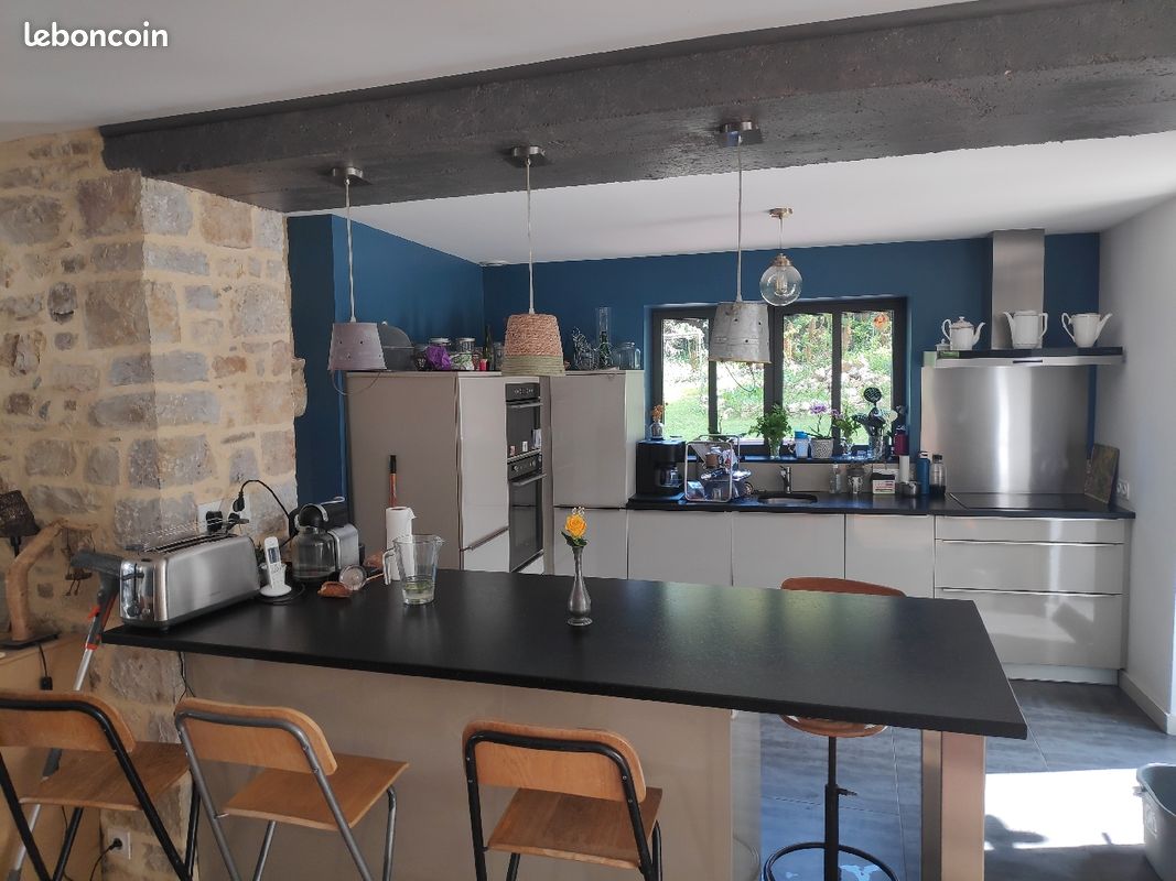 Maison /gîte en pierre avec véranda et grand jardin à 10 min à pied du centre ville (image 7)