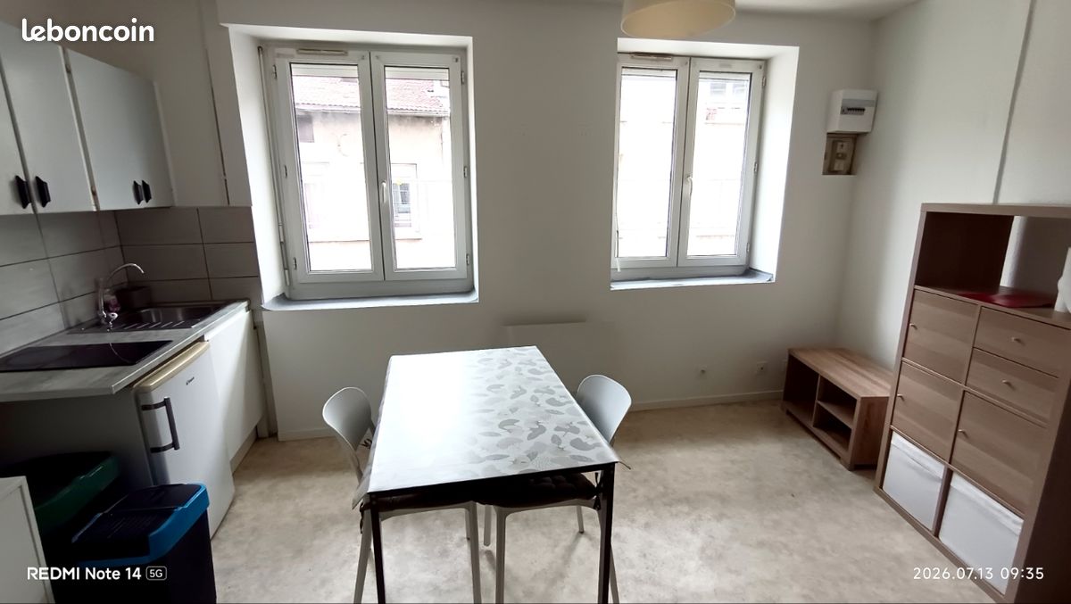 Appartement 1 pièce 23 m² · à Saint-Étienne · 23 m² · 365 €