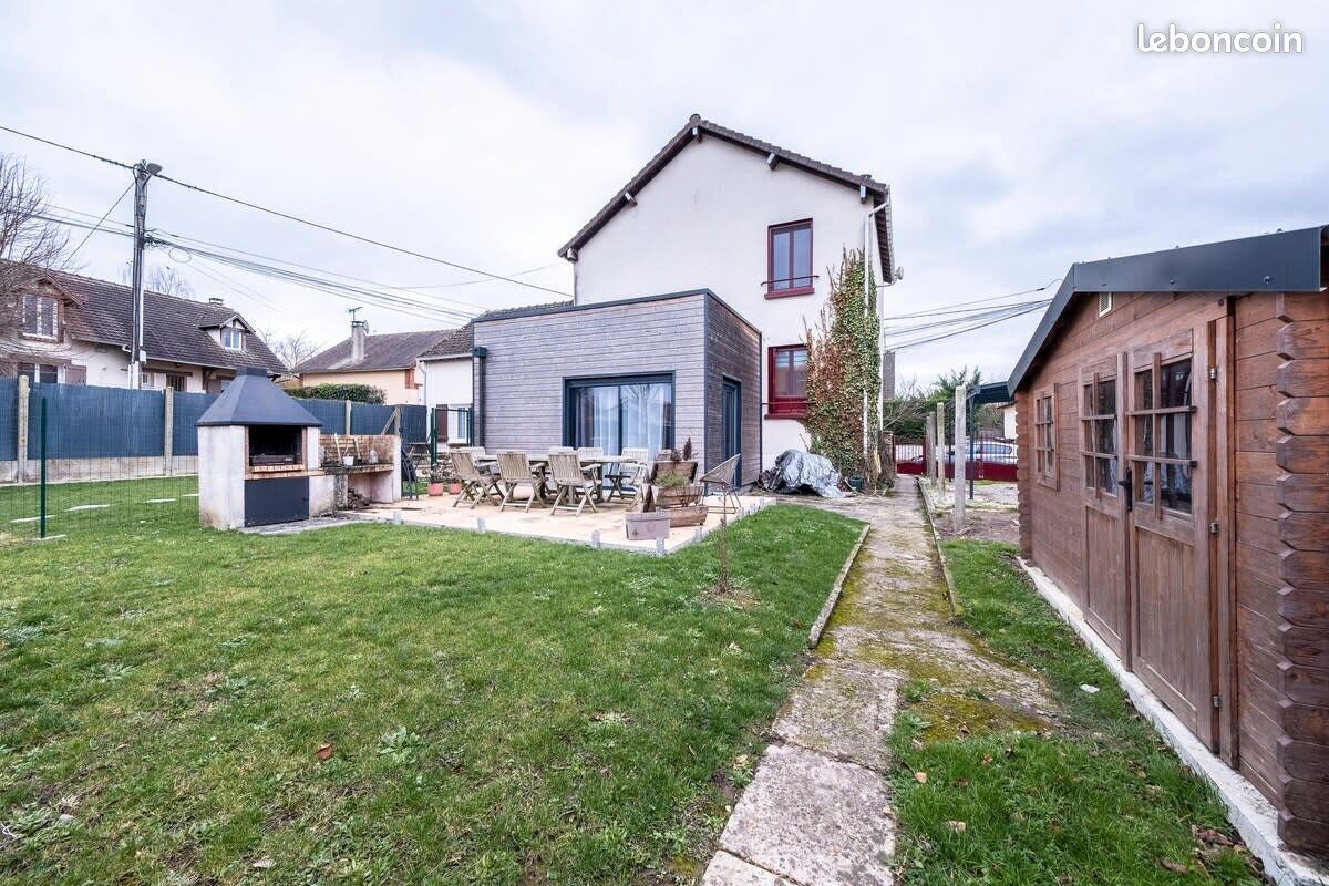 Maison 5 pièces 90 m² · à Dammartin-sur-Tigeaux · 90 m² · 250 000 €