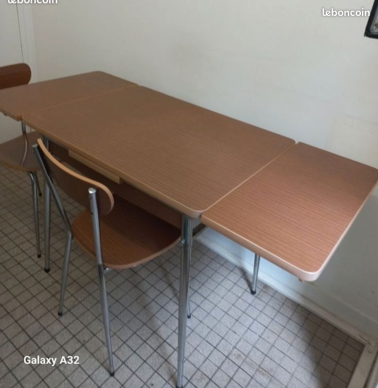 Table + chaises formica super état 👍🏻 (image 3)