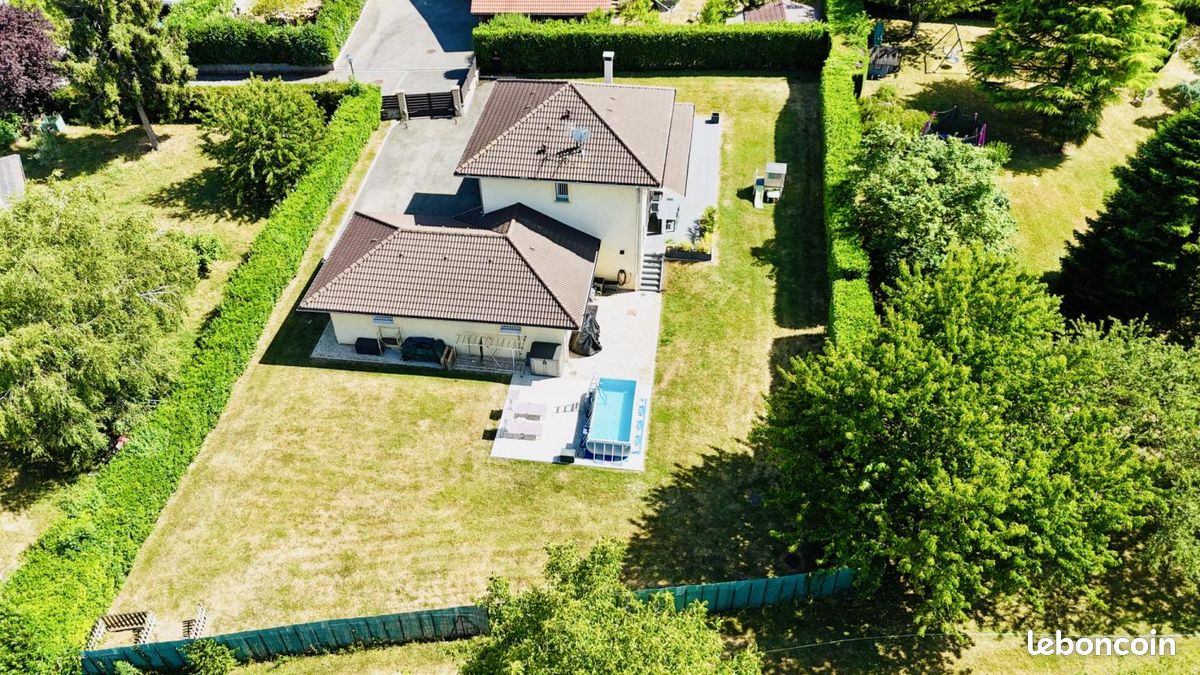Maison 7 pièces 147 m² · à Valleiry · 147 m² · 685 000 €