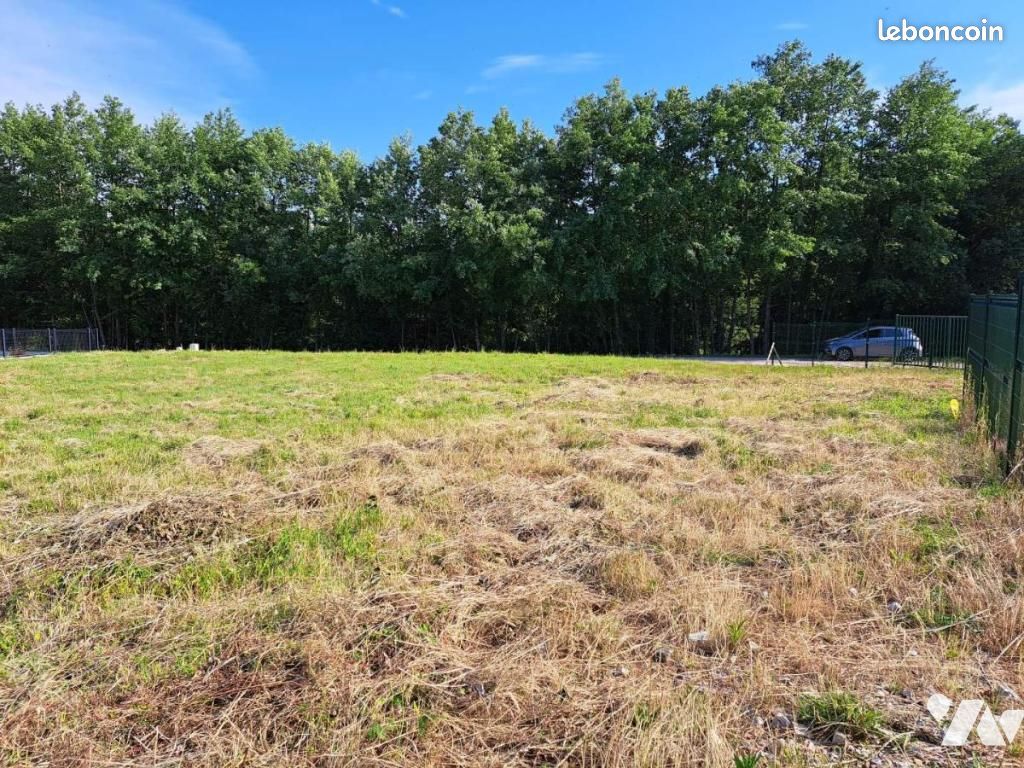 Terrain 793 m² · à Plélan-le-Grand · 793 m² · 85 400 €