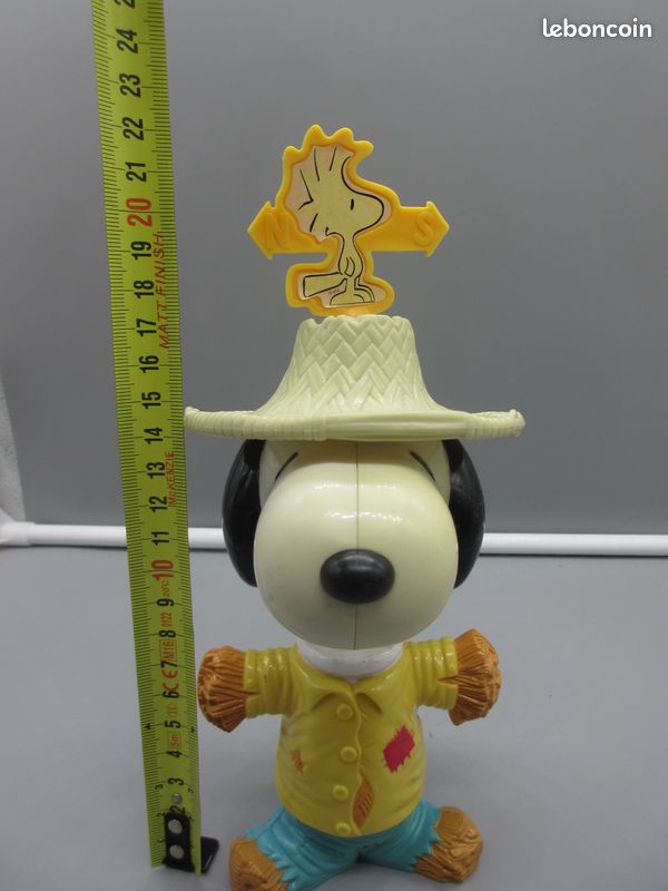 Grande figurine vintage de 2000 Snoopy en épouvantail (image 3)