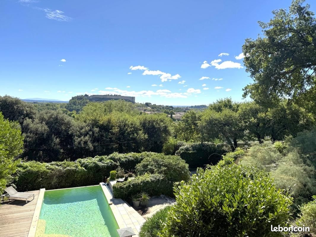 Maison 6 pièces 160 m² · à Villeneuve-lès-Avignon · 160 m² · 1 290 000 €