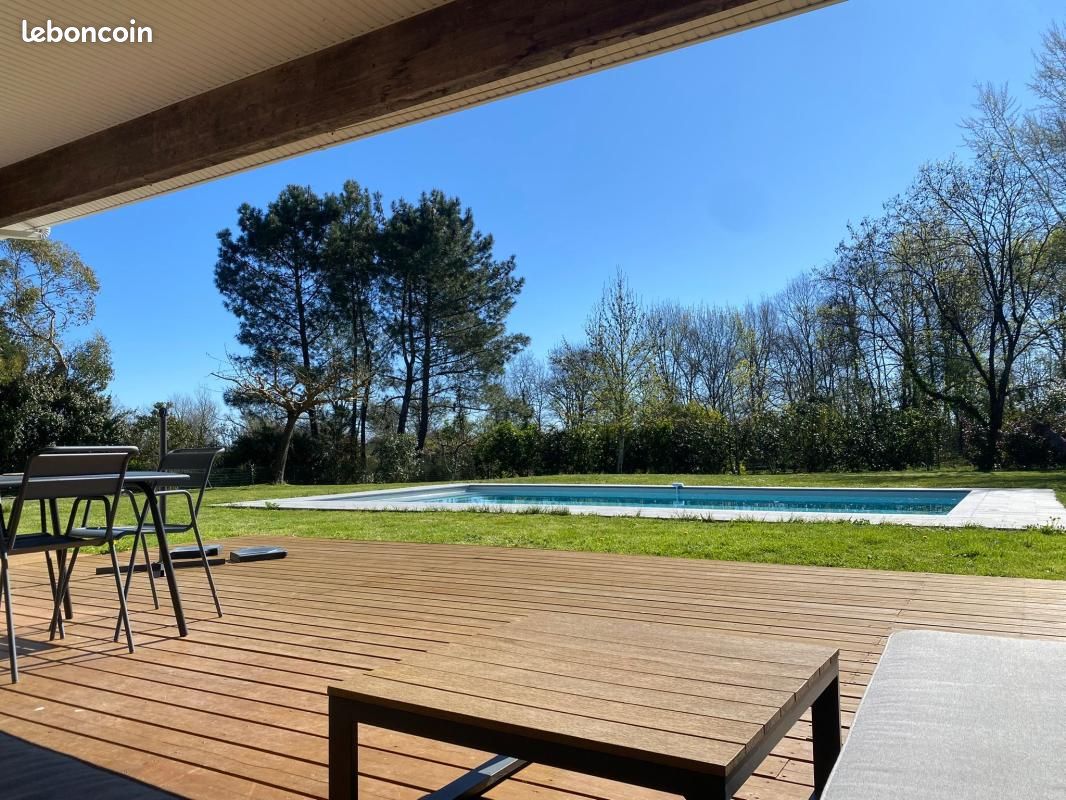 Maison 5 pièces 172 m² · à Sadirac · 172 m² · 560 000 €