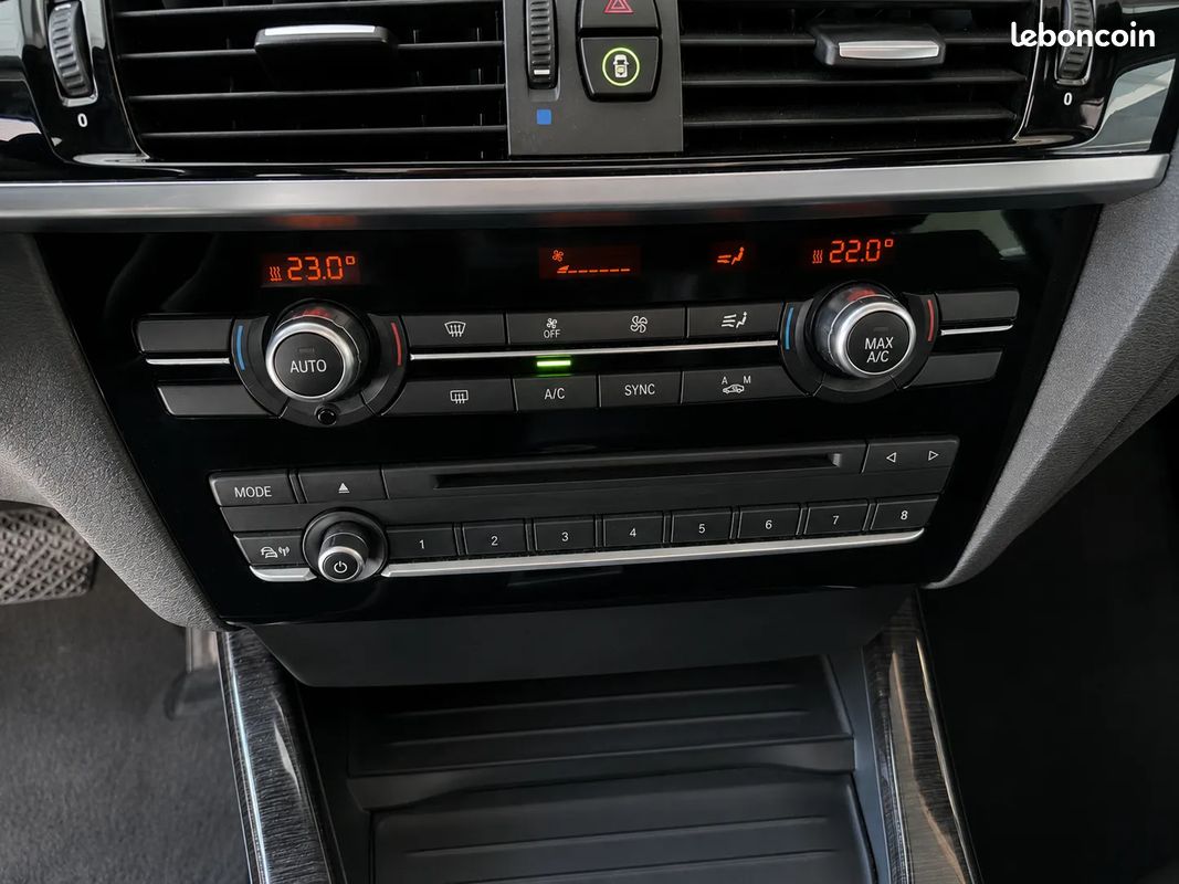 BMW X4 3.0 35i 306 cv X line - Origine France - Camera 360 - Toit ouvrant - Suivi complet - Affichage tête haute - (image 24)