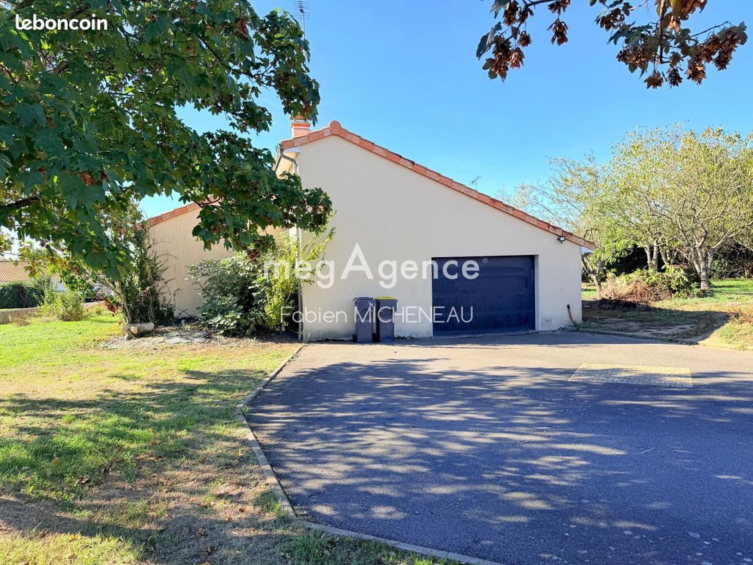 Maison 5 pièces 155 m² · à Coron · 155 m² · 225 000 €