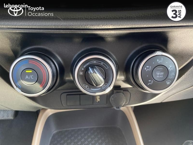 Toyota Aygo X 1.0 VVT-i 72ch Design S-CVT MY23 (image 21)