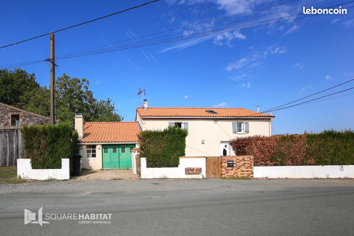 Maison 5 pièces 105 m² · à La Ferrière · 105 m² · 212 900 €