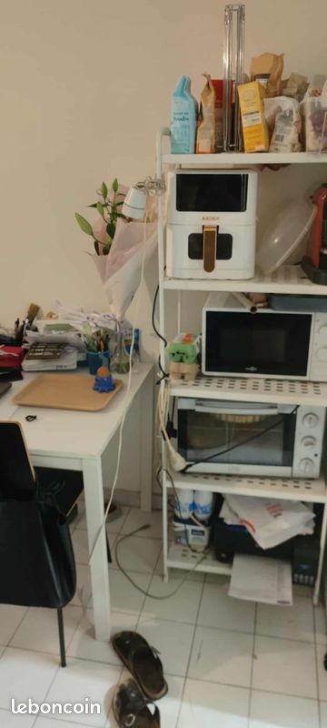 VENDS Table + Etagère de cuisine + Four (image 1)