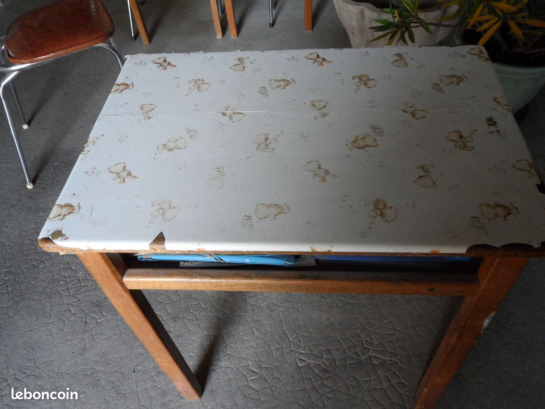 A vendre ancienne table école (image 1)