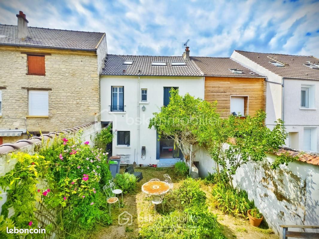 Maison 7 pièces 162 m² · à Carrières-sous-Poissy · 162 m² · 499 000 €