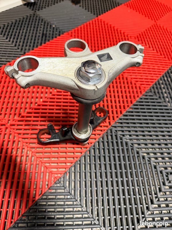 Vend te de fourche complet Honda cbr 125 (image 2)