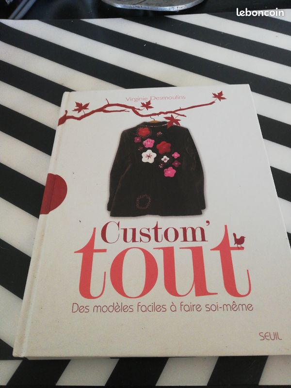 Custom tout (image 1)