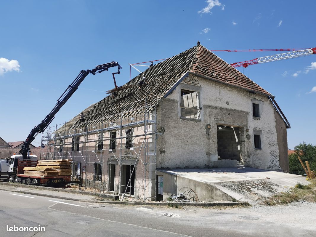 Appartement 4 pièces 92 m² · à Vercel-Villedieu-le-Camp · 92 m² · 270 900 €