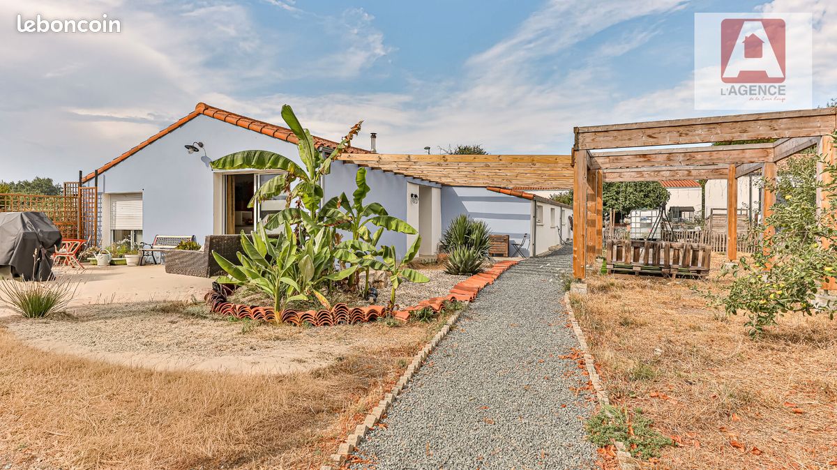 Maison 5 pièces 130 m² · à Saint-Maixent-sur-Vie · 130 m² · 266 000 €