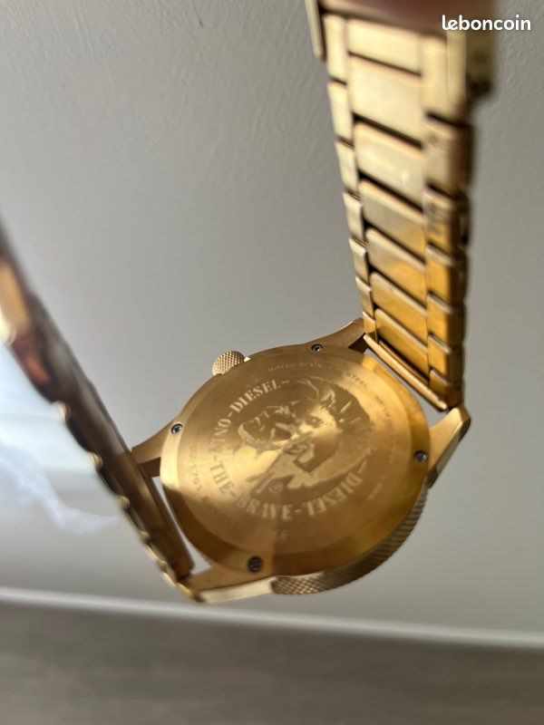 Montre diesel (image 3)