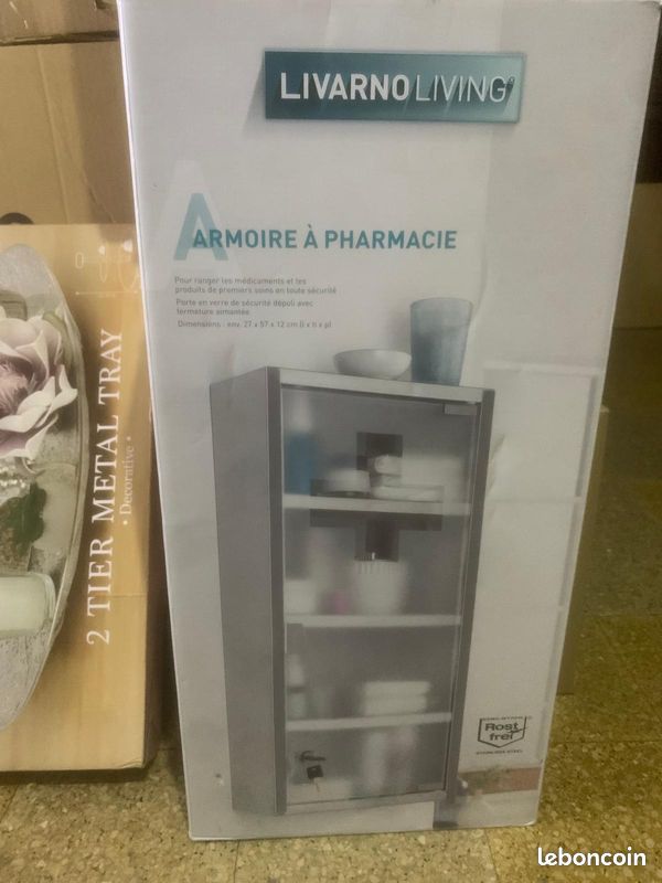 Armoire pharmacie (image 1)